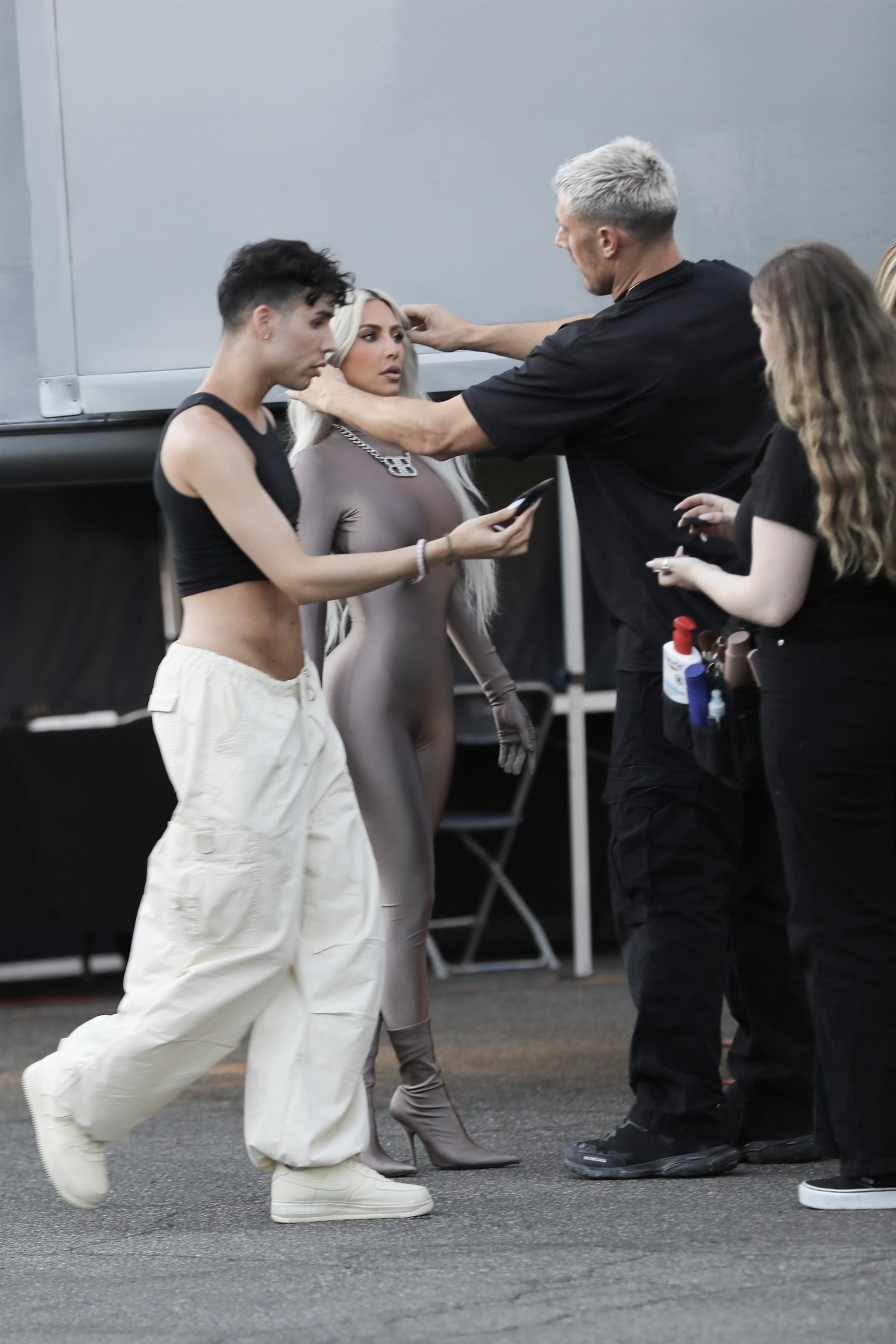 Access_Kardashian_003.jpg