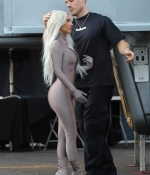Access_Kardashian_002.jpg