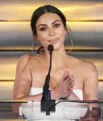 Access_Kardashian_06.jpg