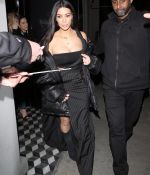 Access_Kardashian_09.jpg