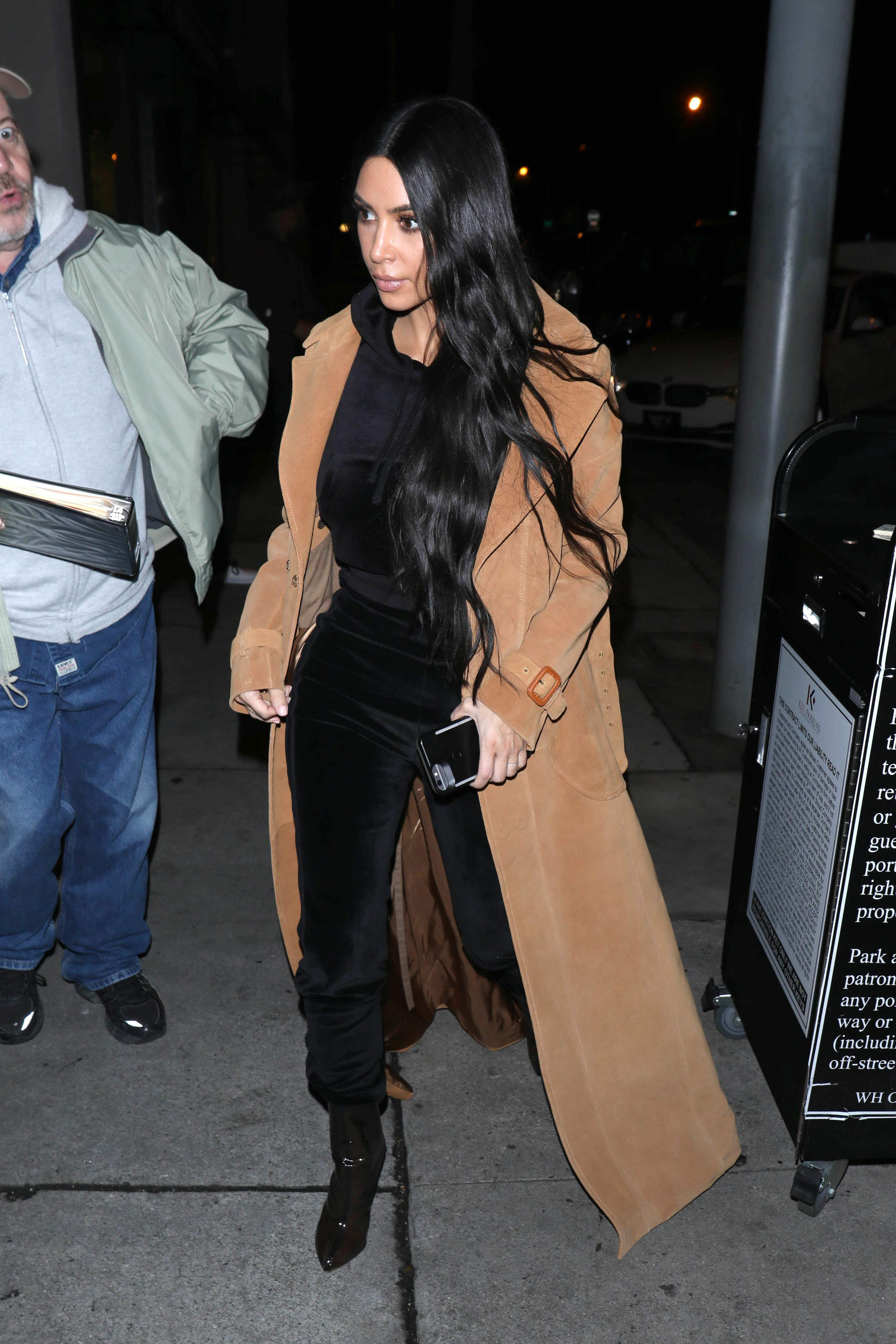 Access_Kardashian_01.jpg