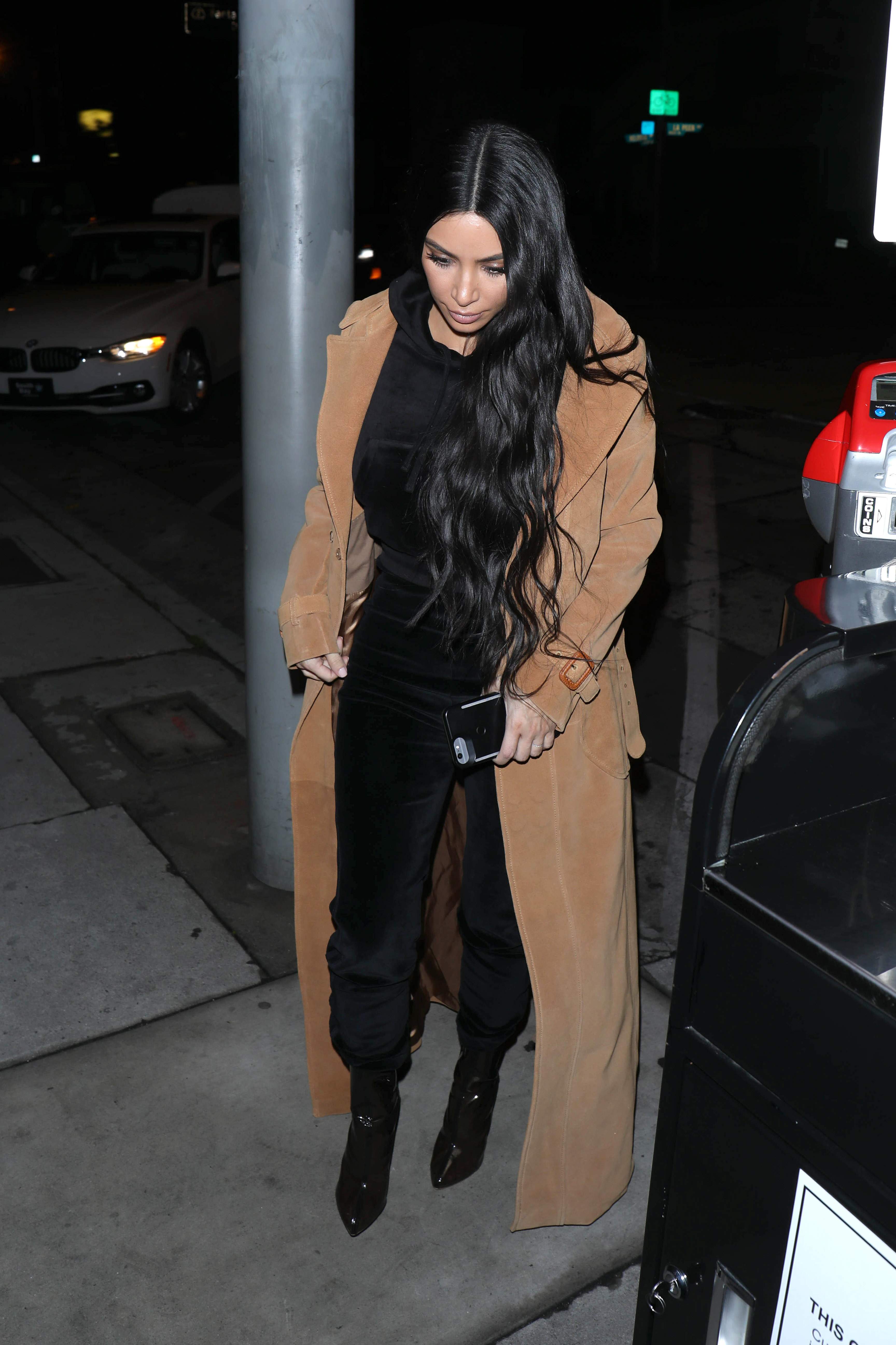 Access_Kardashian_06.jpg