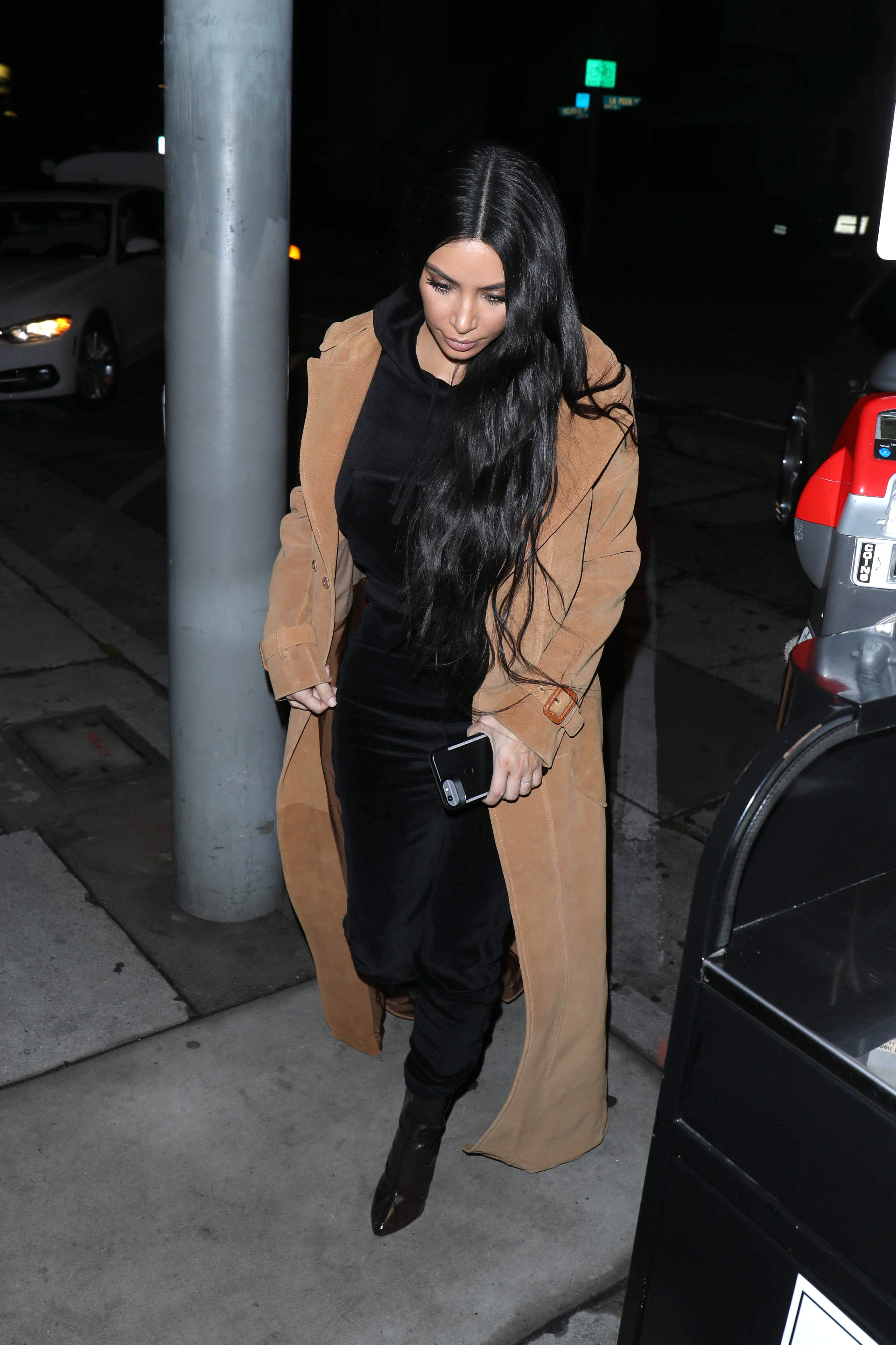 Access_Kardashian_09.jpg