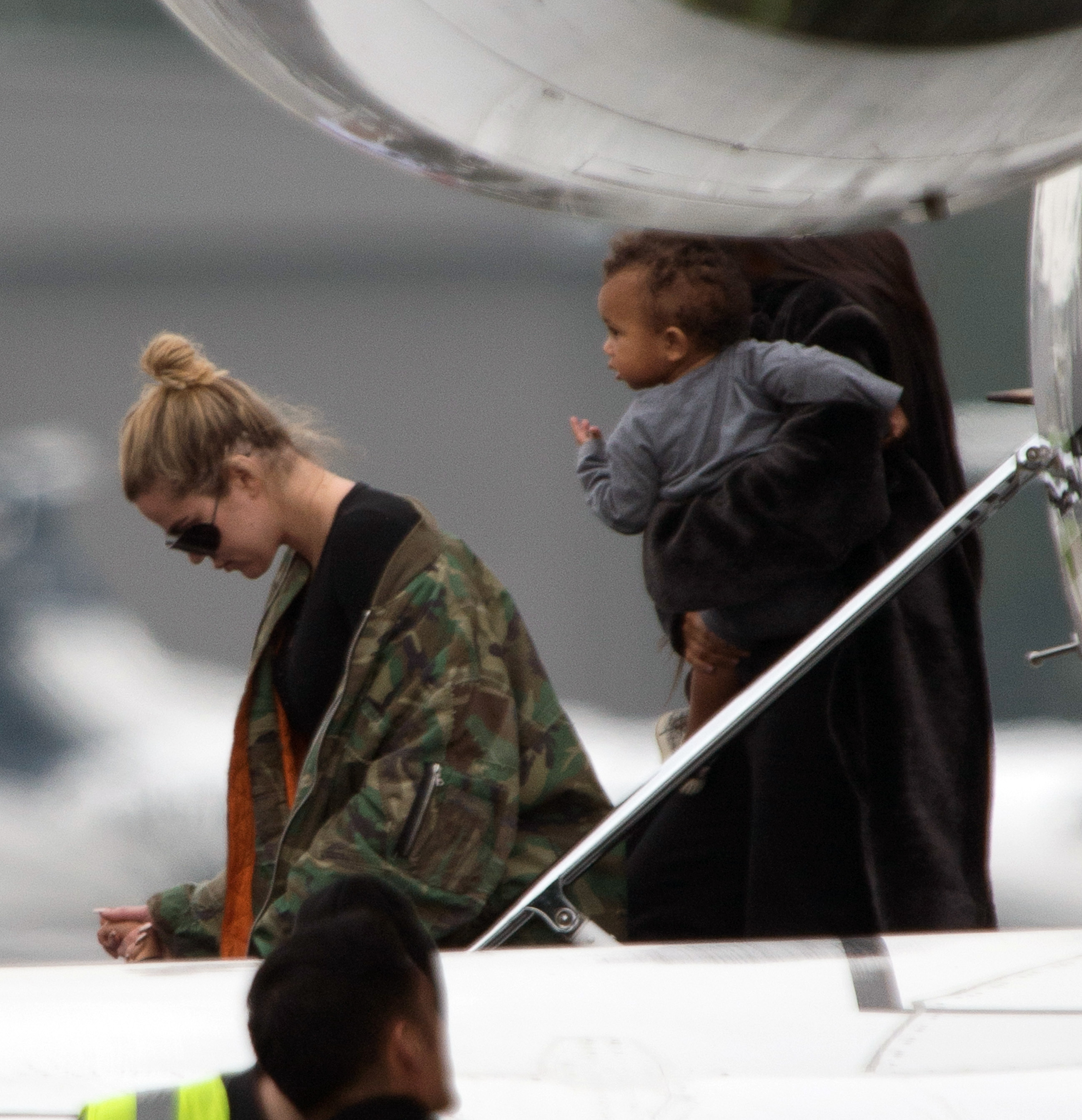 Access_Kardashian_08.jpg