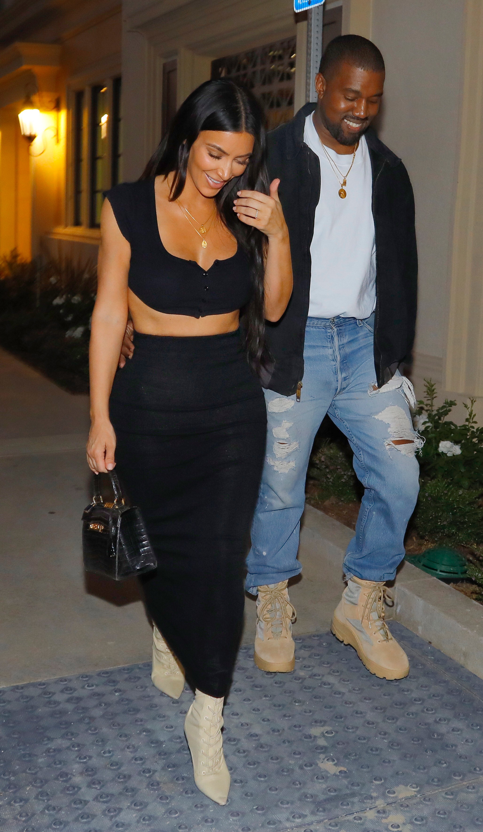 Access_Kardashian_03.jpg