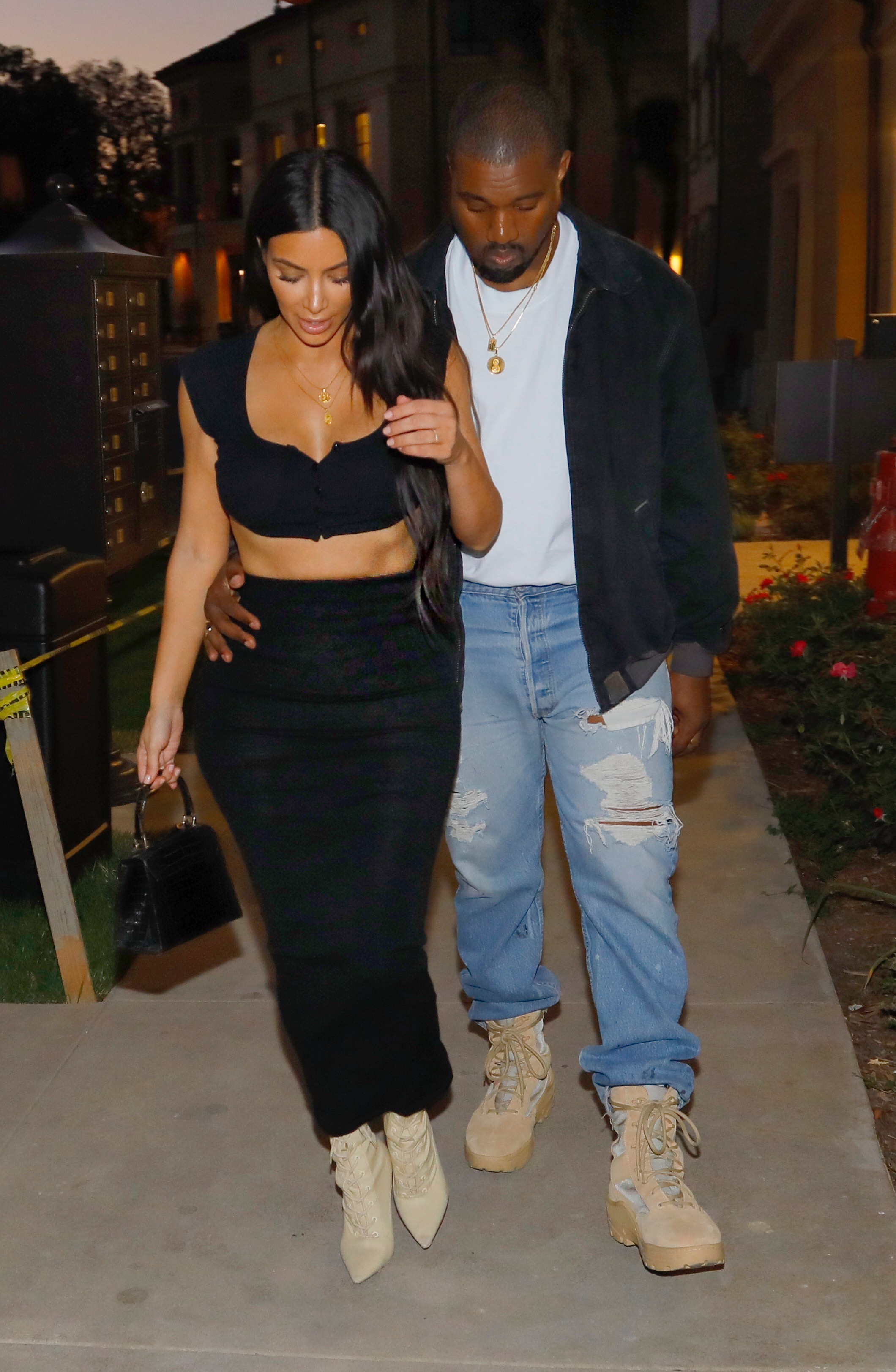 Access_Kardashian_09.jpg