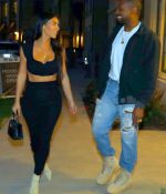 Access_Kardashian_05.jpg