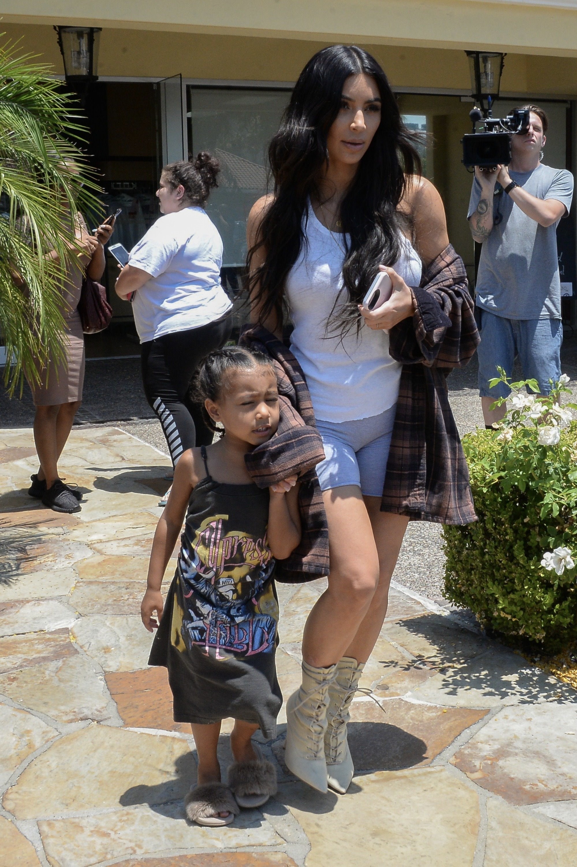 Access_Kardashian_012.jpg