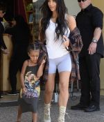 Access_Kardashian_018.jpg