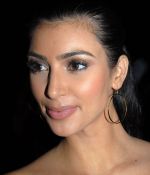 Access_Kardashian_08.jpg