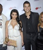 Access_Kardashian_04.jpg