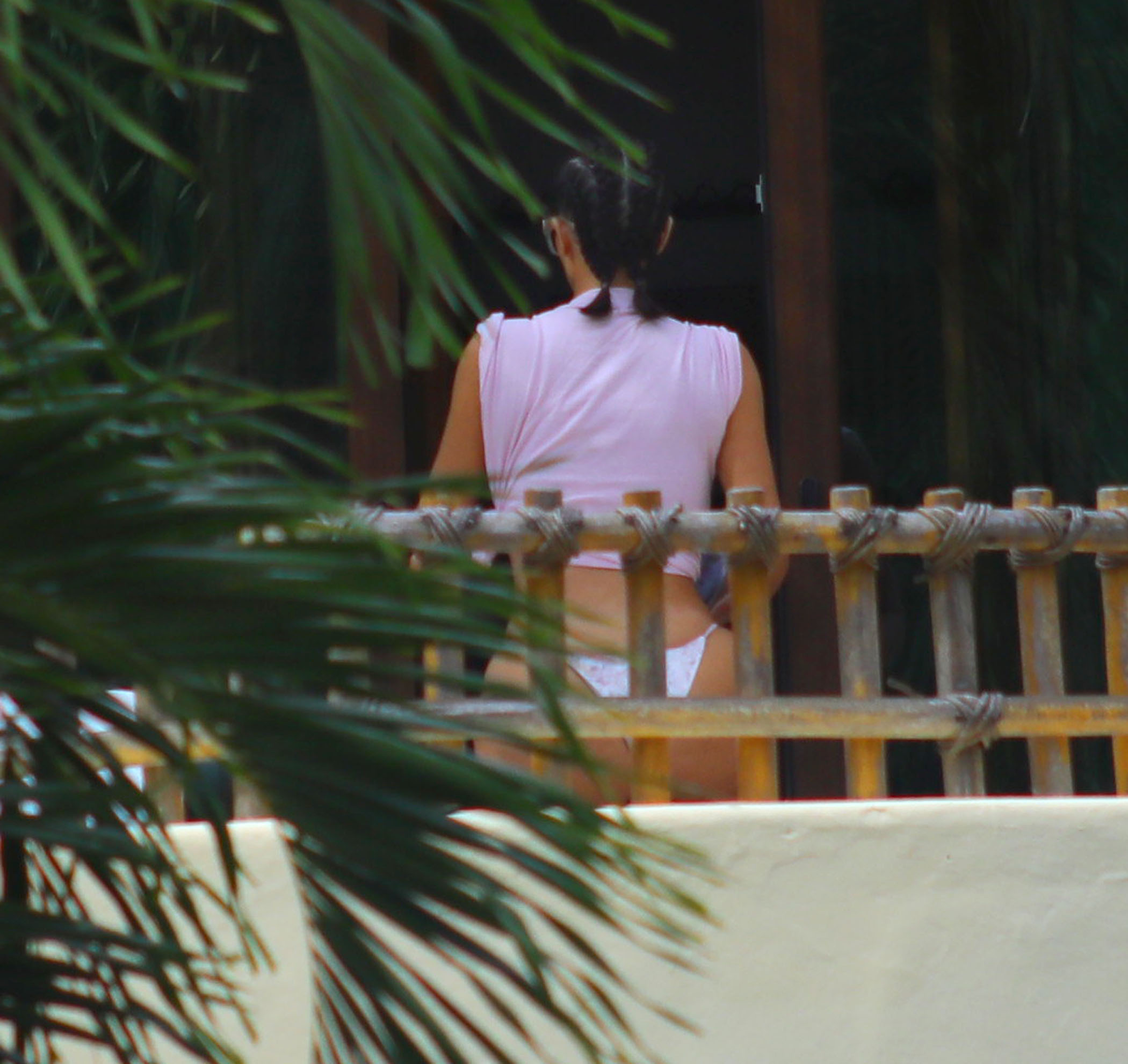 Access_Kardashian_08.jpg