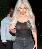 Access_Kardashian_01.jpg