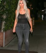 Access_Kardashian_019.jpg