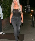 Access_Kardashian_021.jpg