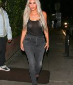 Access_Kardashian_022.jpg