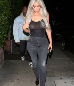 Access_Kardashian_08.jpg