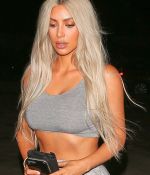 Access_Kardashian_05.jpg