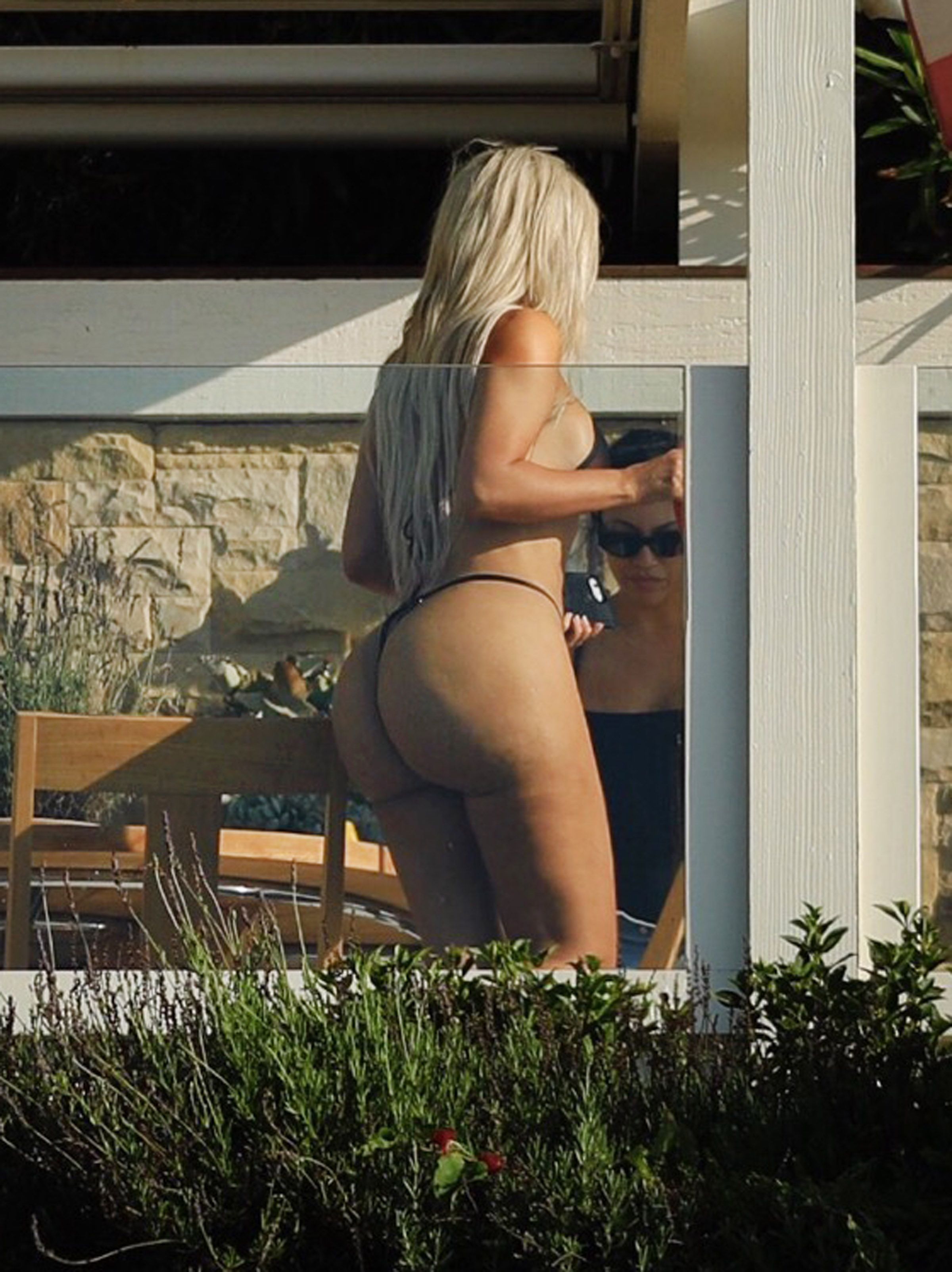 Access_Kardashian_07.jpg