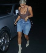 Access_Kardashian_09.jpg