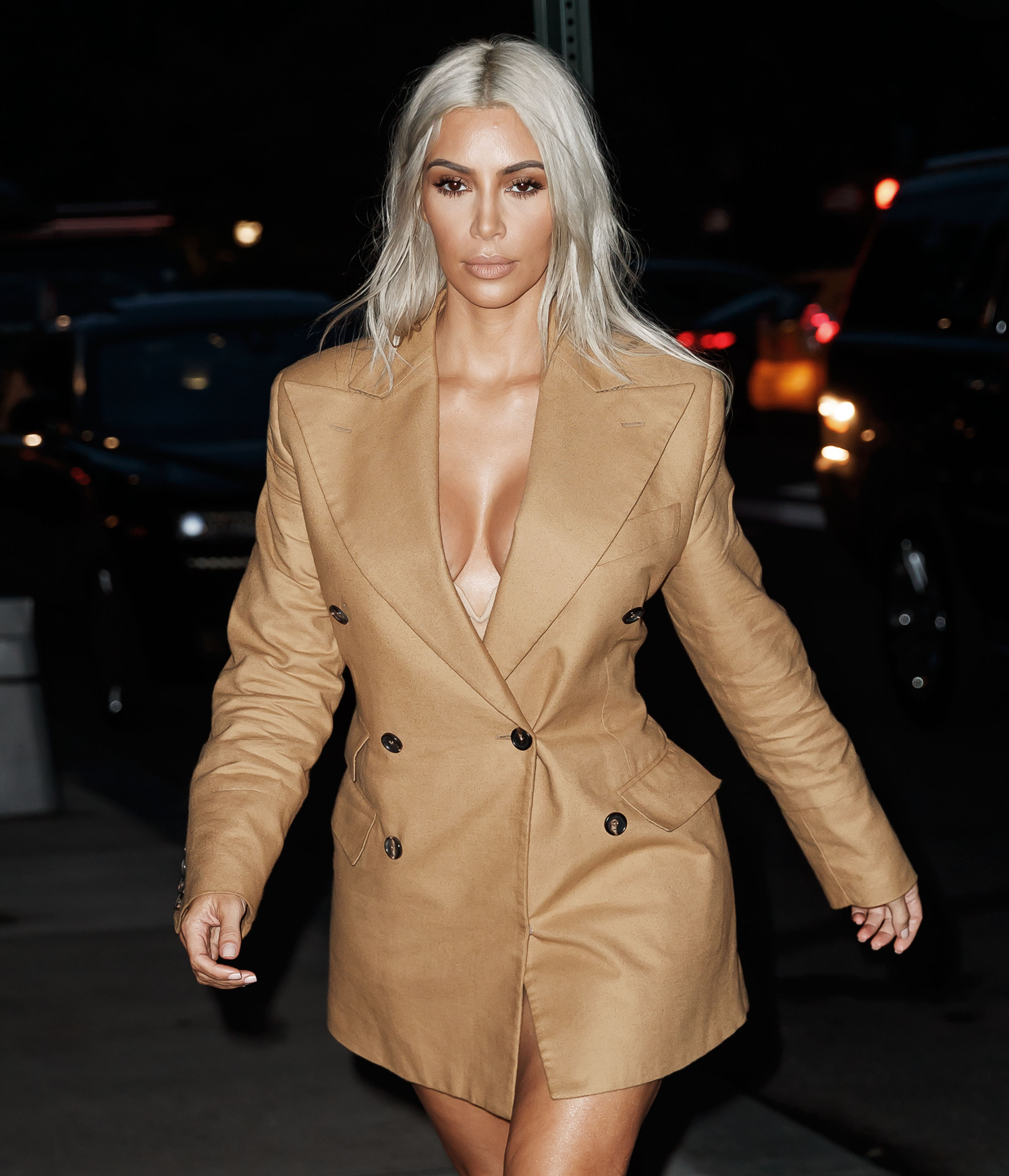 Access_Kardashian_02.jpg