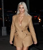 Access_Kardashian_03.jpg