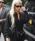 Access_Kardashian_04.jpg
