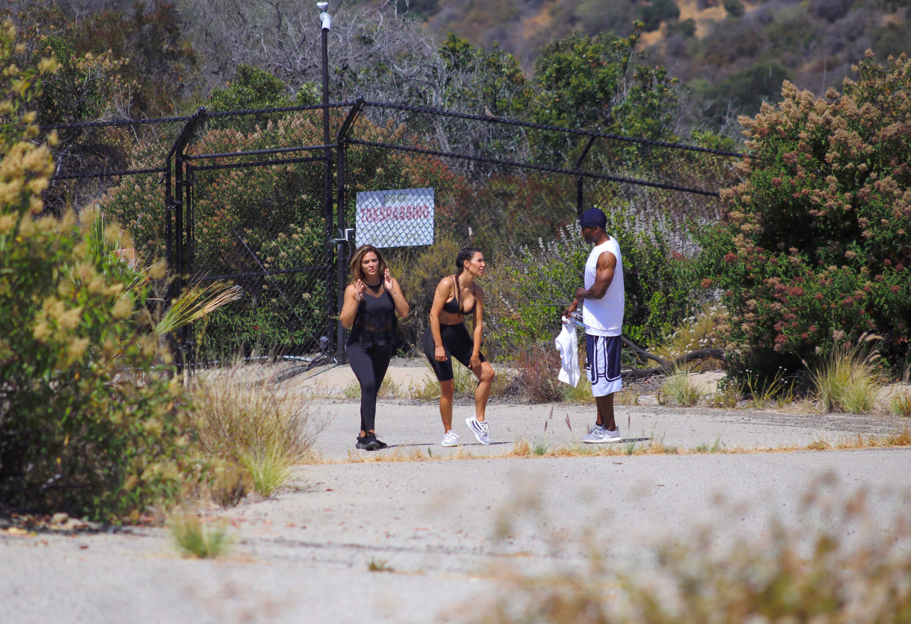 Access_Kardashian_01.jpg