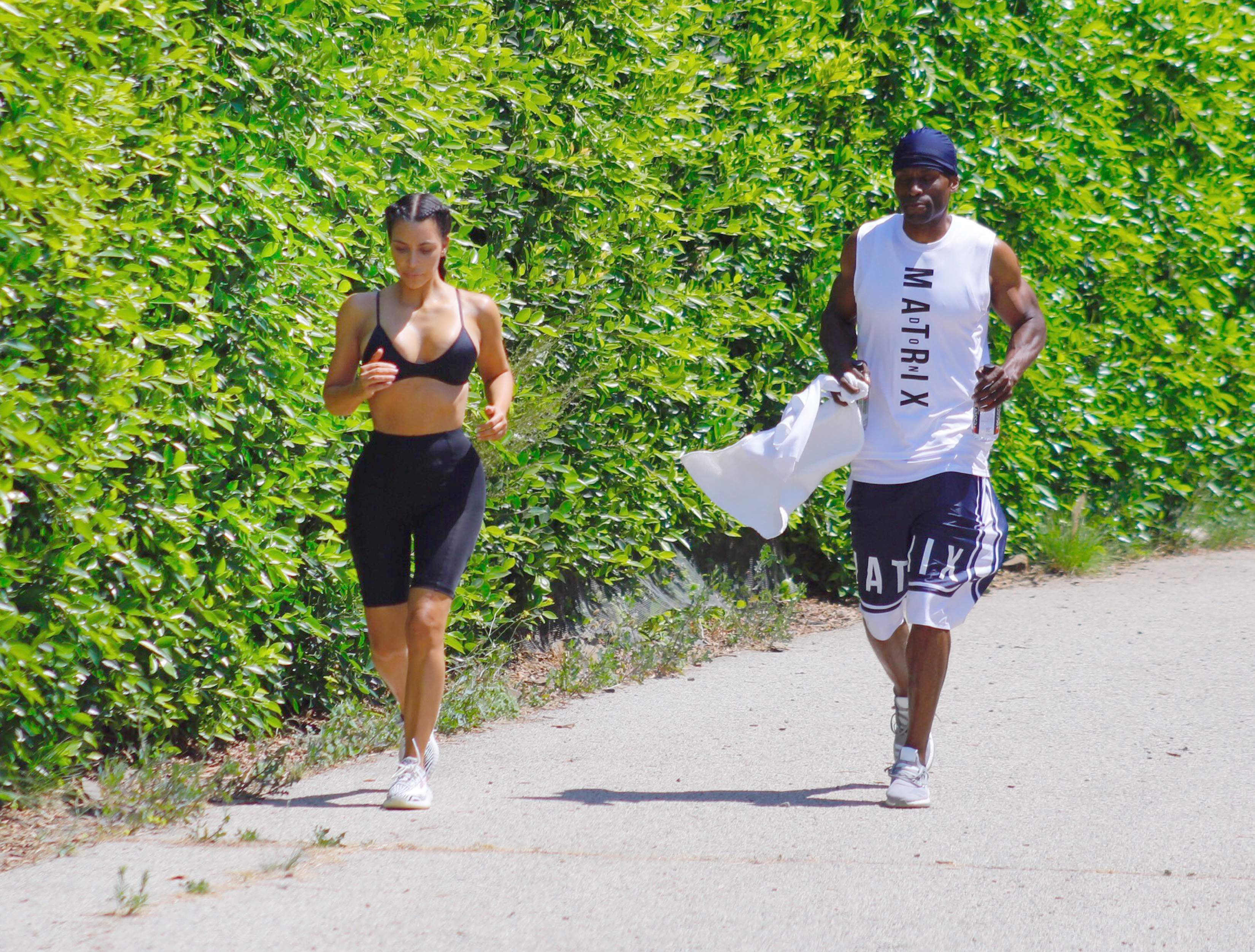 Access_Kardashian_02.jpg