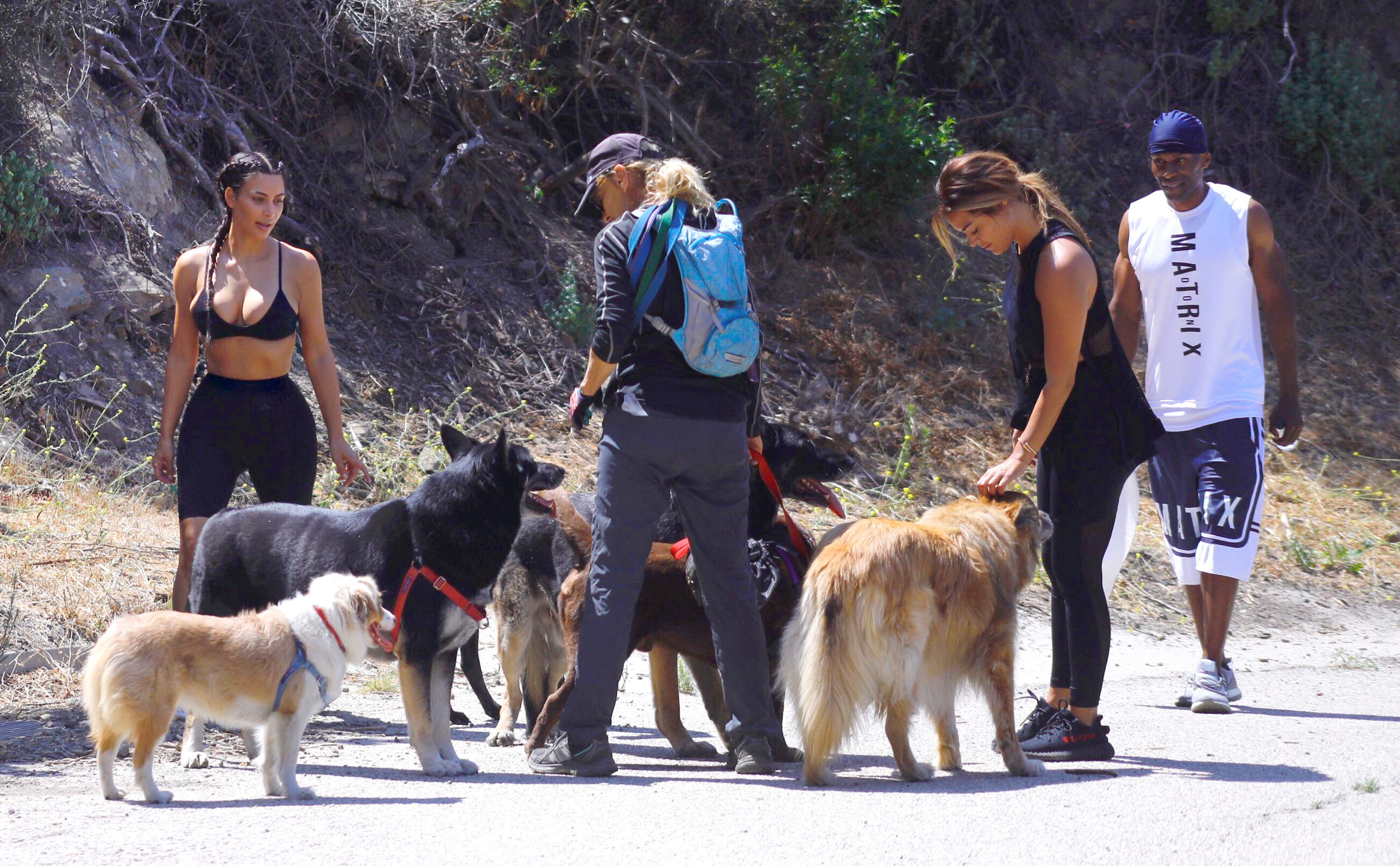 Access_Kardashian_05.jpg