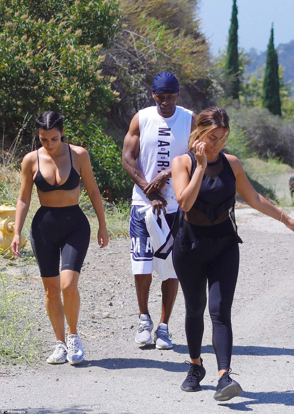 Access_Kardashian_07.jpg