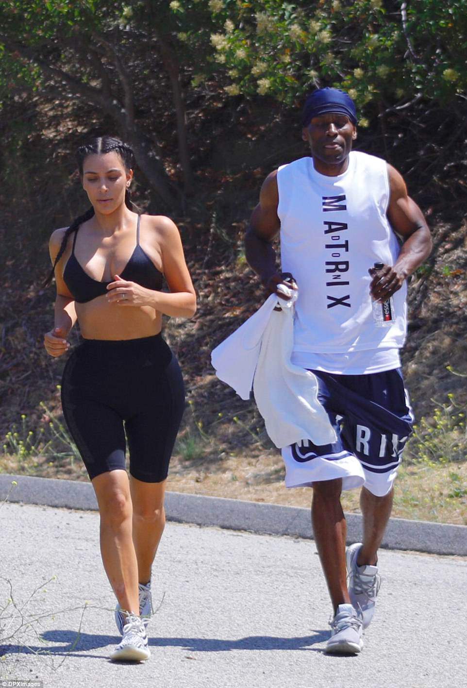 Access_Kardashian_09.jpg
