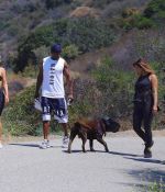 Access_Kardashian_08.jpg