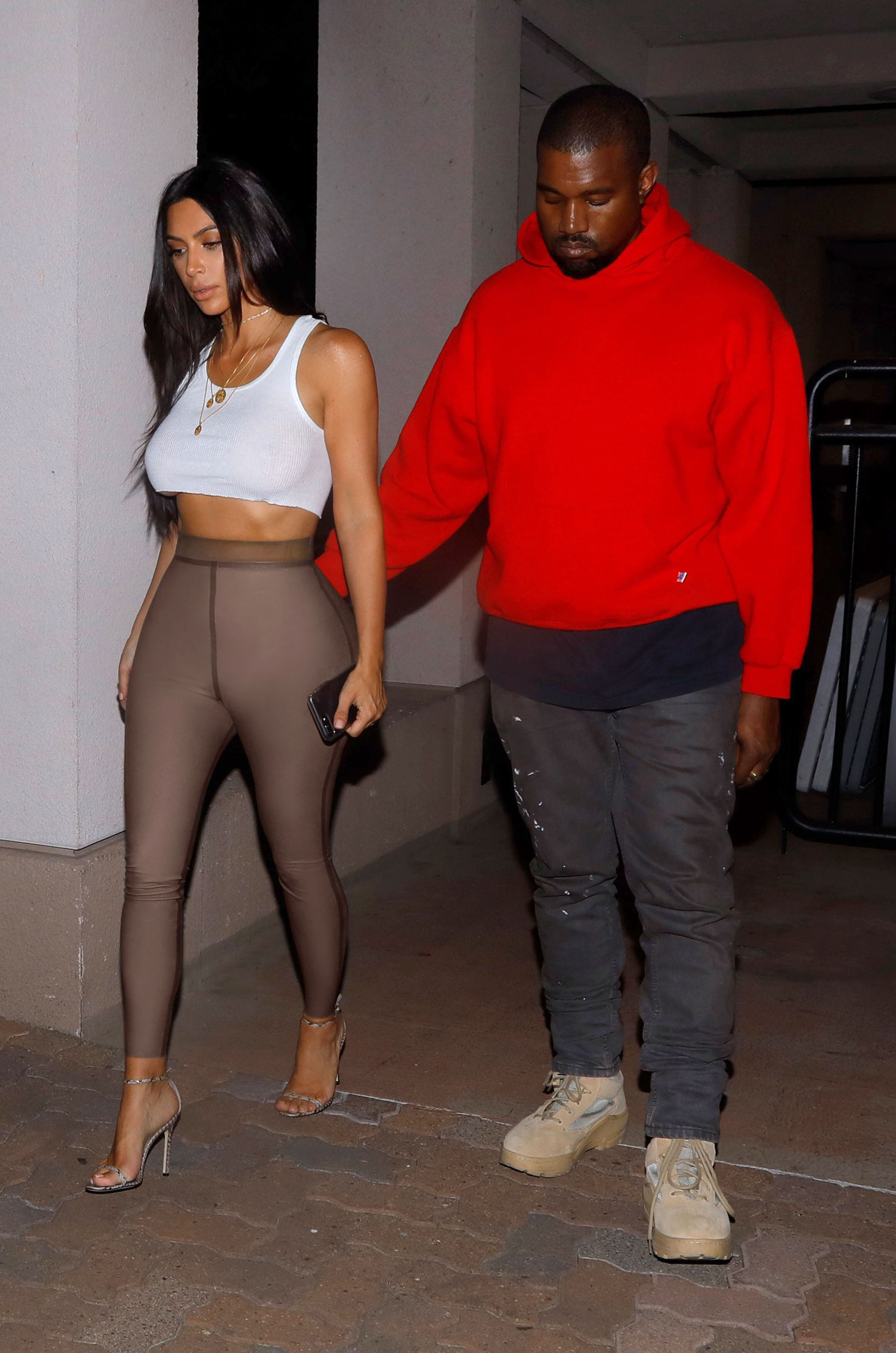 Access_Kardashian_02.jpg