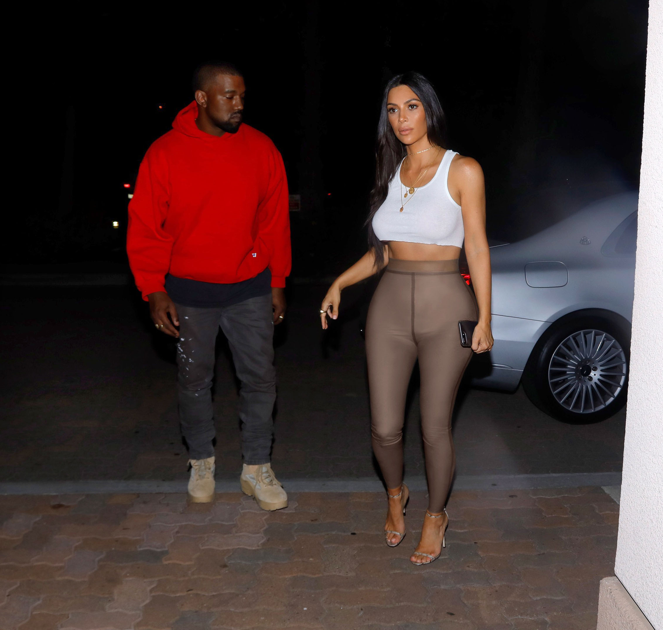 Access_Kardashian_03.jpg