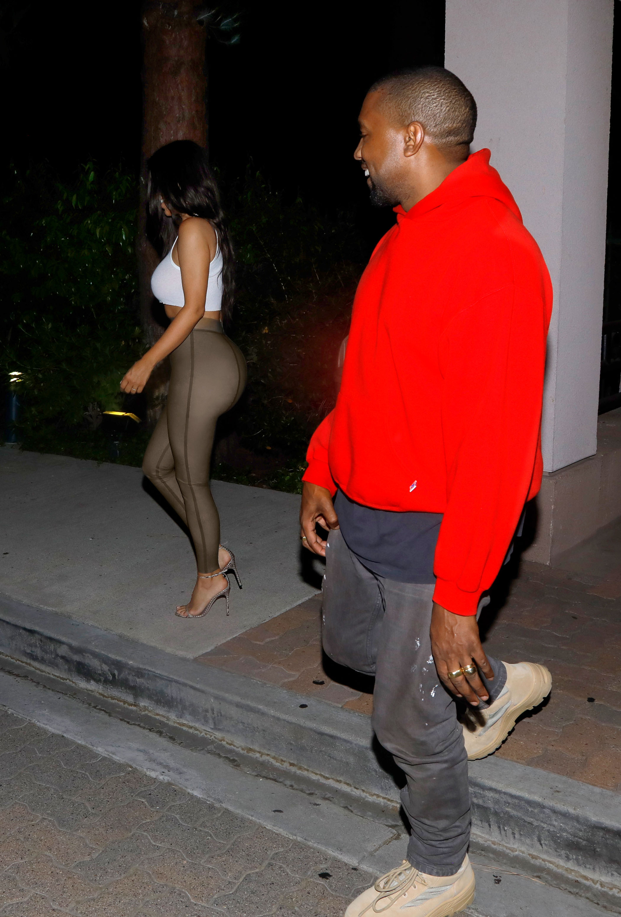 Access_Kardashian_06.jpg