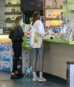 Access_Kardashian004.jpg