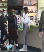Access_Kardashian024.jpg