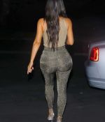 Access_Kardashian_07.jpg