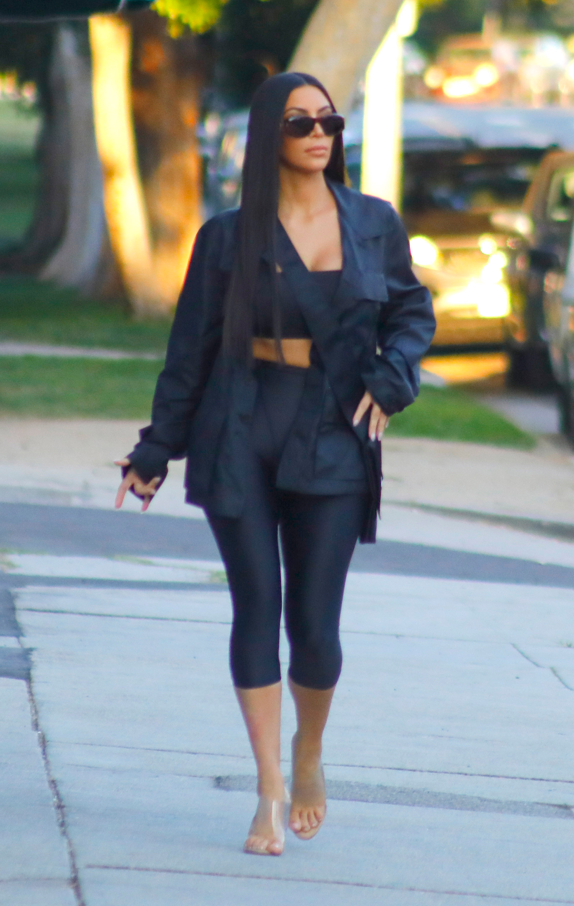 Access_Kardashian_01.jpg