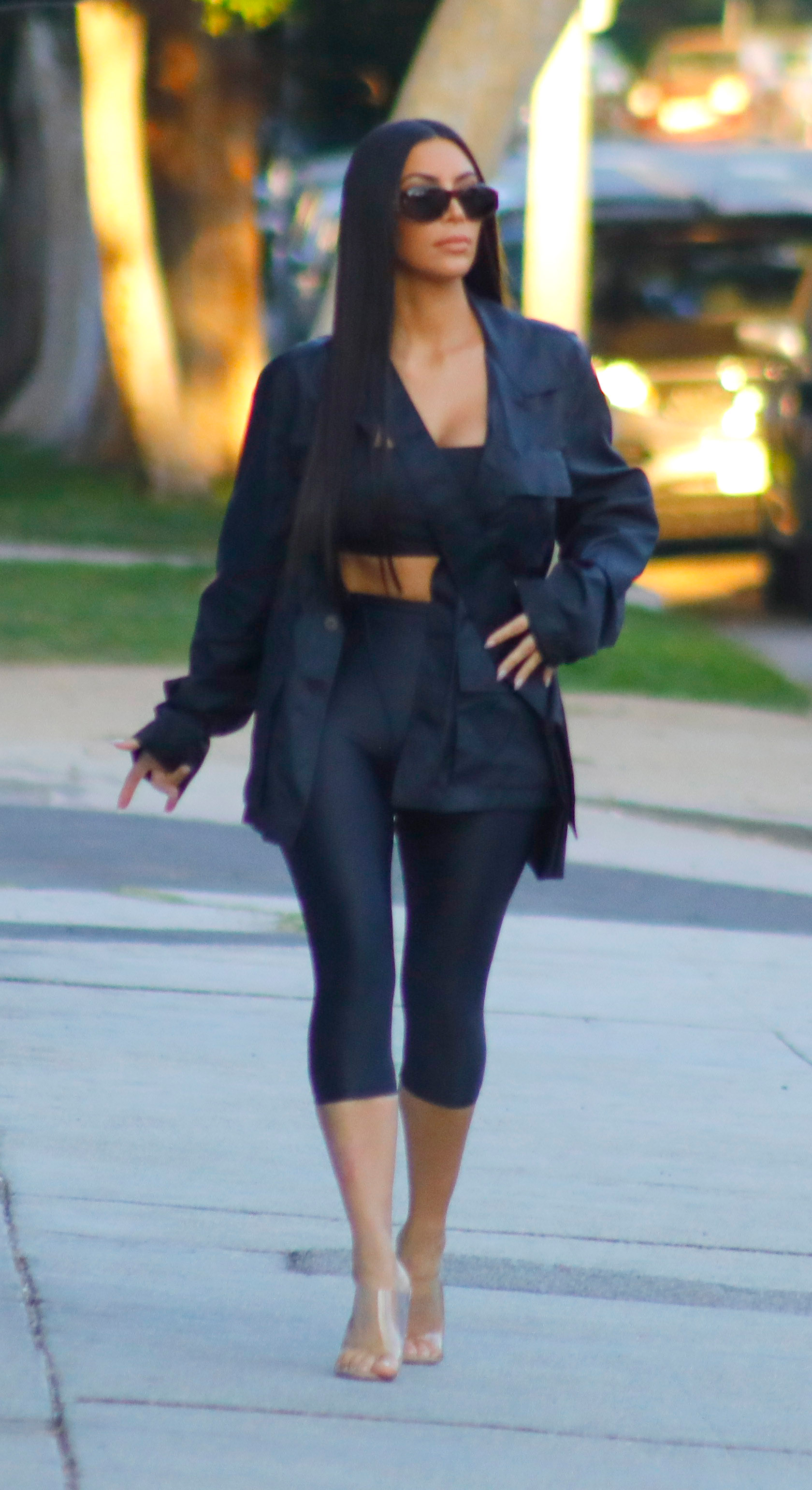 Access_Kardashian_03.jpg