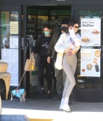 Access_Kardashian102.jpg