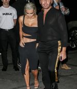 Access_Kardashian_011.jpg