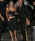 Access_Kardashian_05.jpg