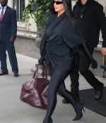 Access_Kardashian_04.jpg