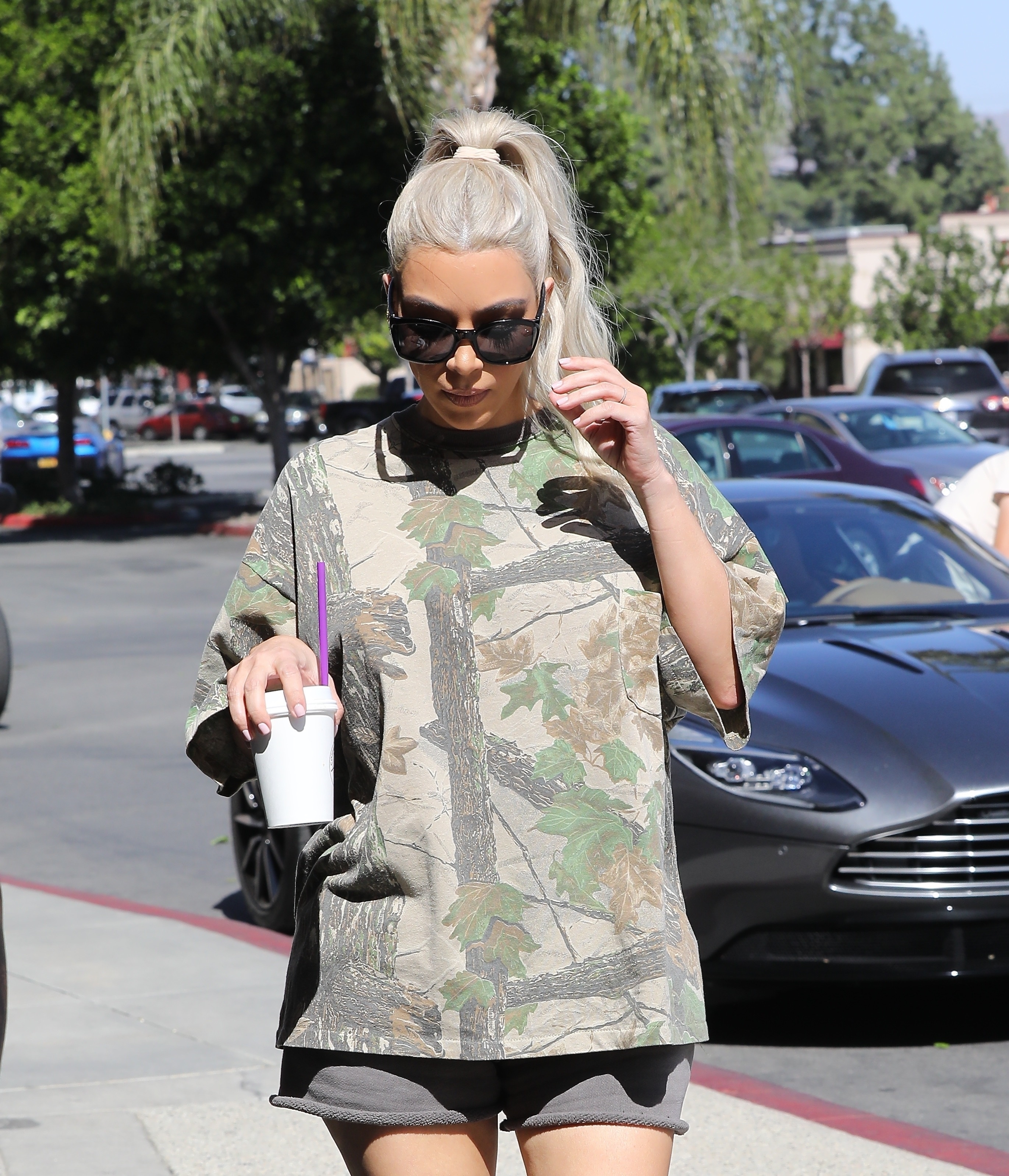 Access_Kardashian_02.jpg