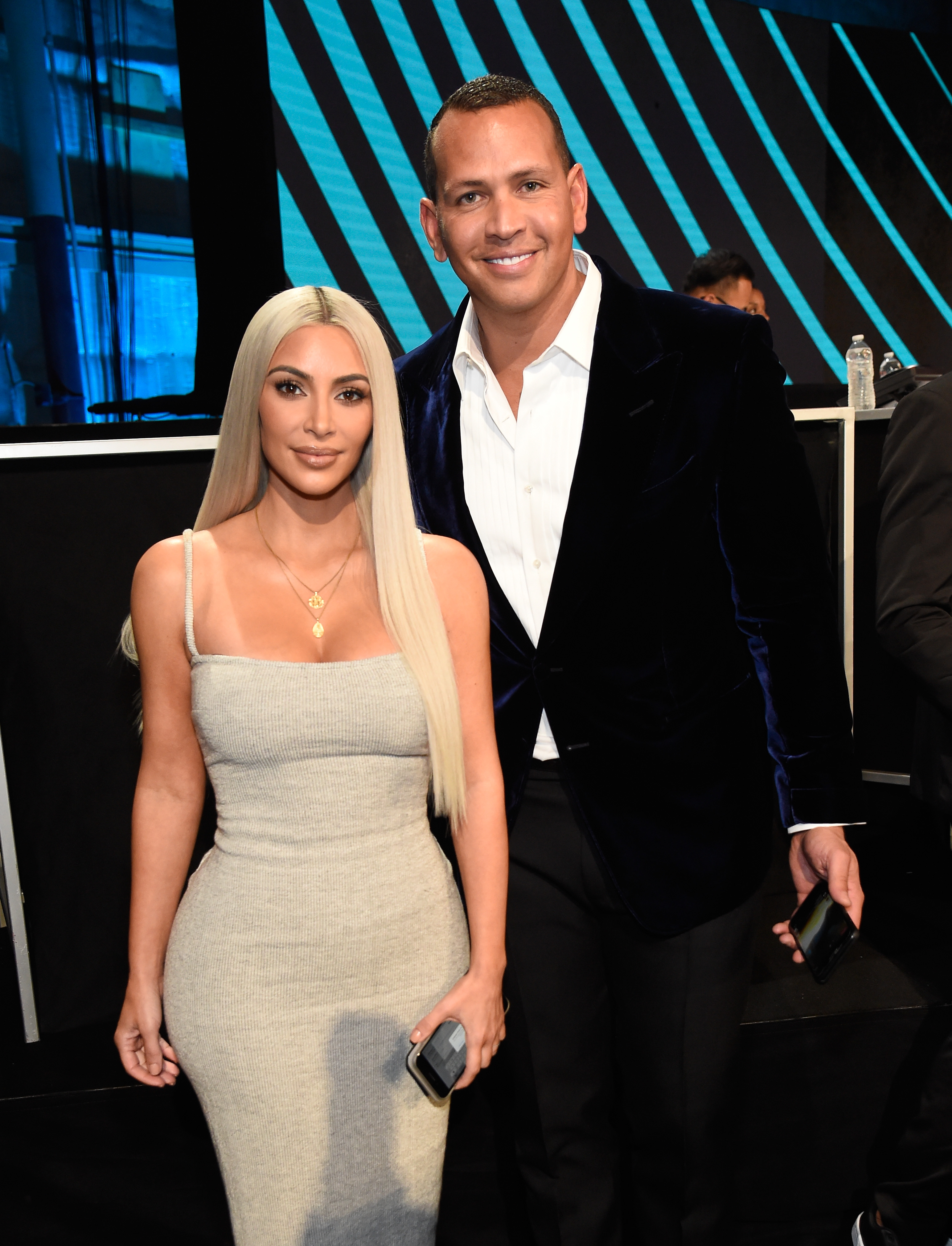 Access_Kardashian_02.jpg