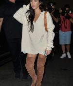 Access_Kardashian_08.jpg