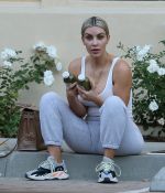 Access_Kardashian_03.jpg
