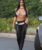 Access_Kardashian_01.jpg